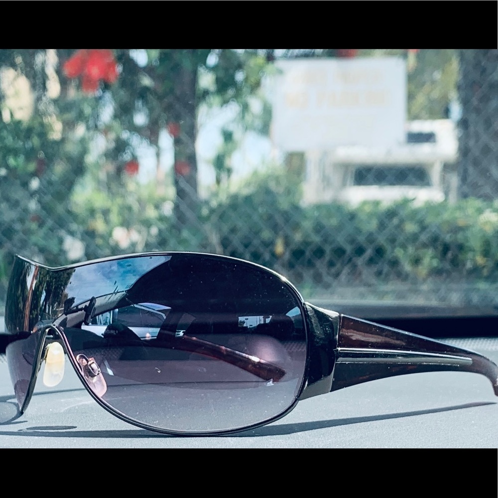 Cosmogirl sunglasses